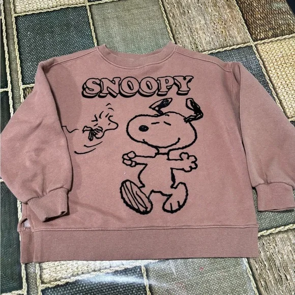 Zara No label on the neckSnoopy Graphic Sweatshirt It’s cute ❤️🤎size aprox 5/6 - Picture 3 of 10